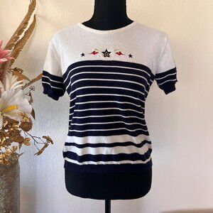 Vintage Erin London Stars and Stripes Navy Blue and White Knit Top Petite M